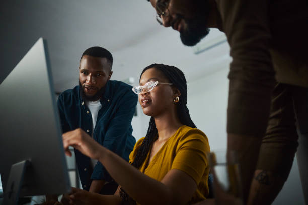 Hire and Pay local employees without setting up a local entity